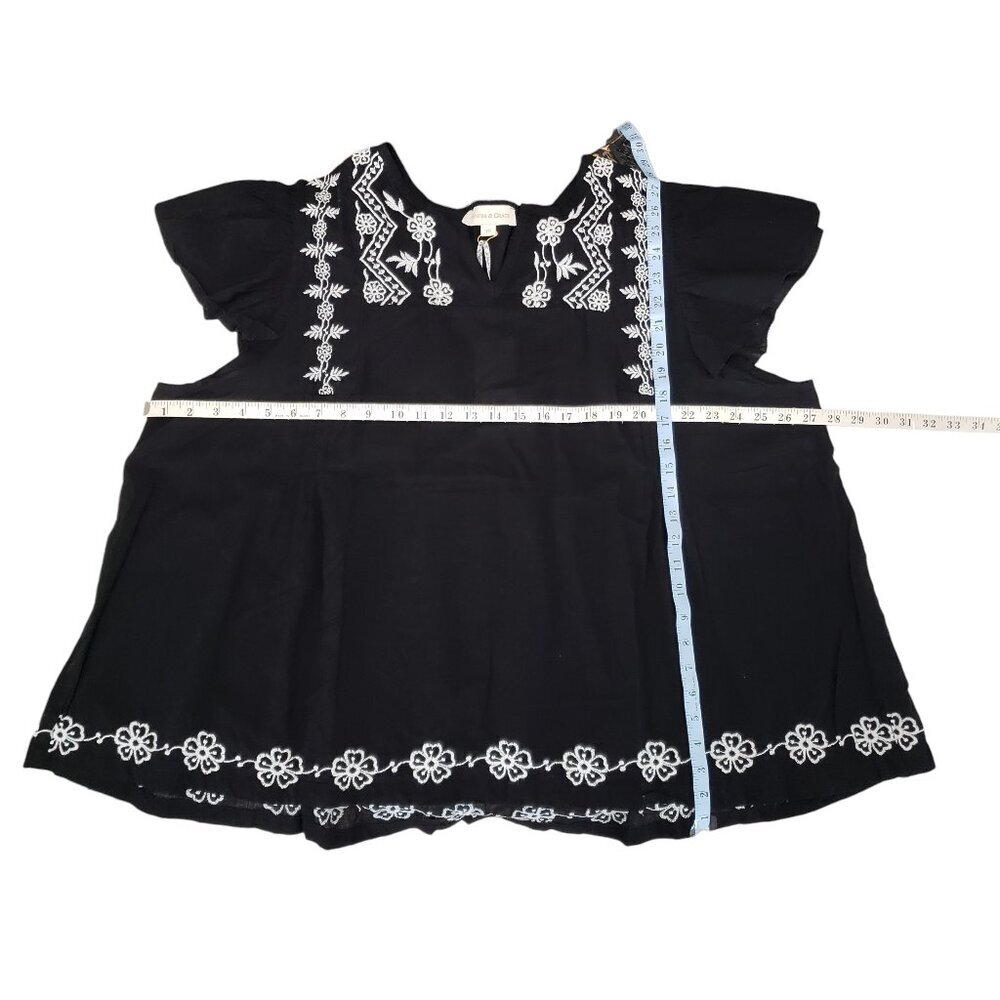 Jennifer & Grace Black Embroidered Boho Top Size 3X NWT - Picture 9 of 10